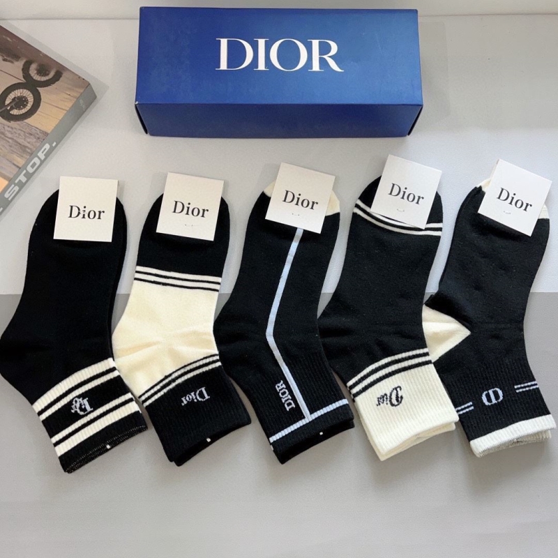 DIOR